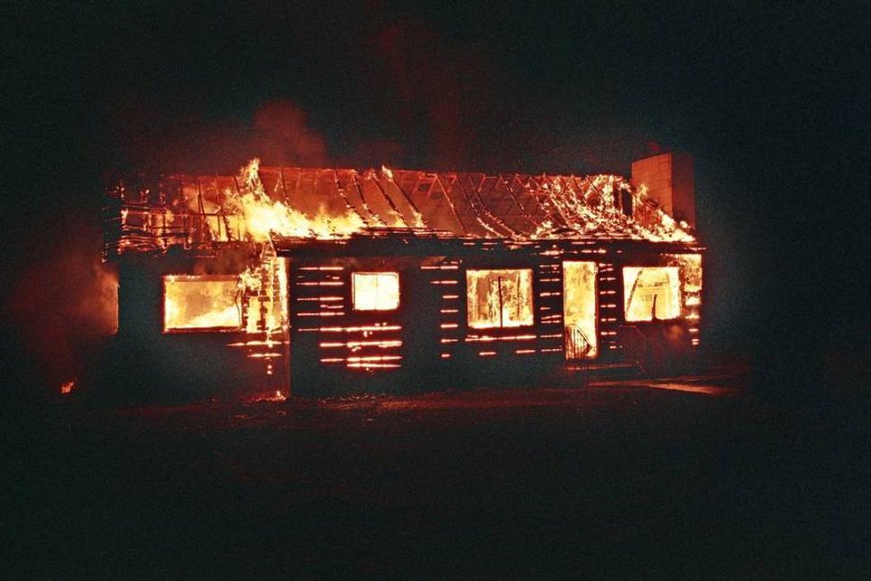 Warum das Feuer ausgebrochen ist, ist noch nicht klar. (Foto: Pixabay)