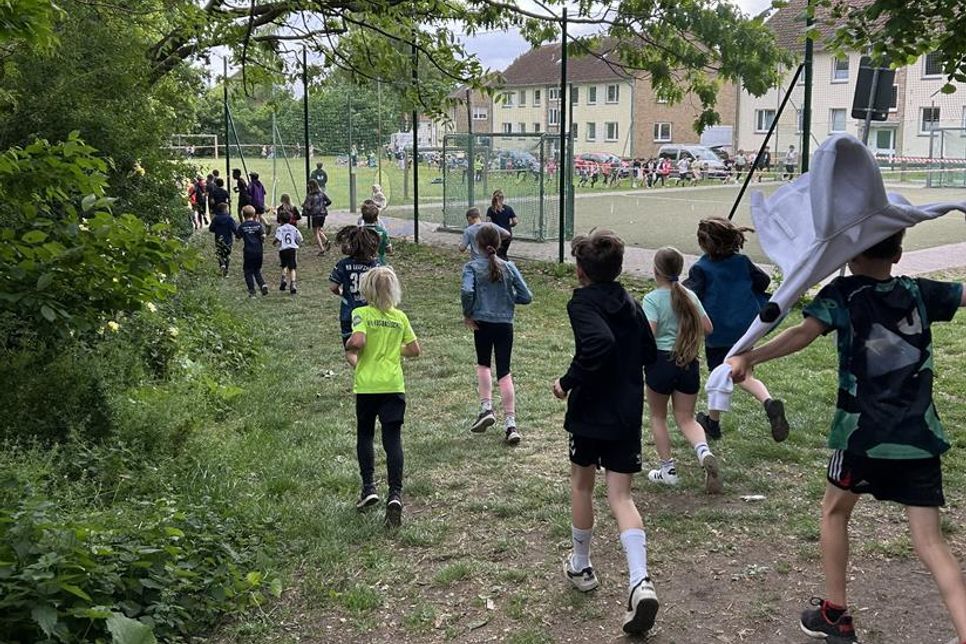 Die Kinder liefen um jede Minute und strengten sich besonders an.
