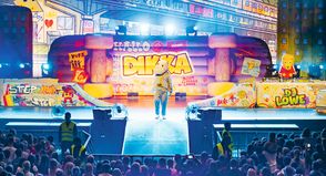 Am Samstag, dem 12. September 2026, präsentiert DIKKA seine große Show bei „Stars am Strand” in Timmendorfer Strand.