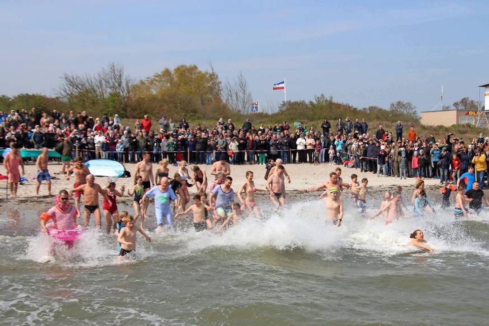 5 bis 6 Grad hatte die Ostsee am letzten Wochenende.