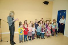 Sie brachten richtig Spaß in den Neujahrsempfang: die Kinder vom AWO-Jugendhaus und ihre Musikerzieherinnen.