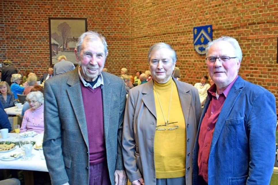 Der aktuelle Seniorenbeirats-Vorsitzende Klaus Sydow (rechts) hier zusammen mit seinen Vorgängern Ulrich Steingräber und Karla Franke.