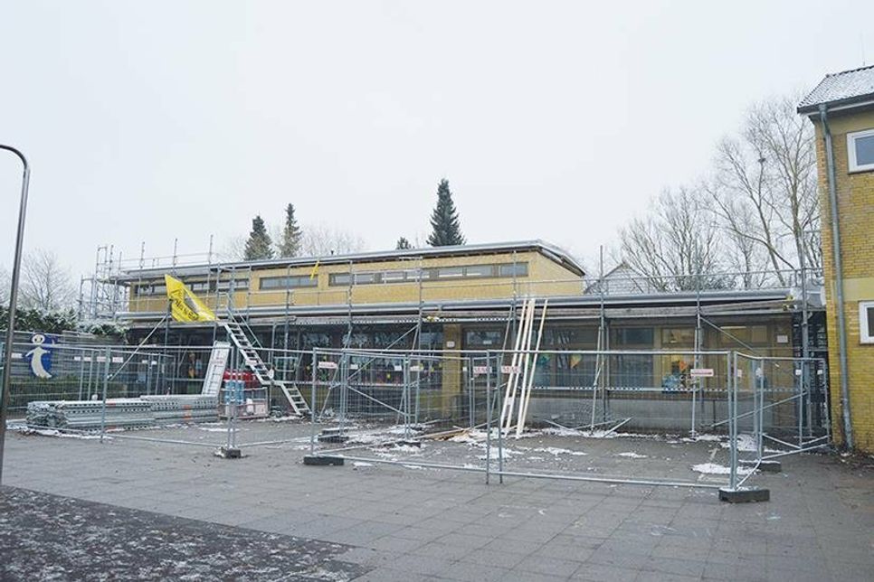Die Umsetzung weiterer Sanierungsbauabschnitte wie hier an der Otfried-Preußler-Schule in Pansdorf ...