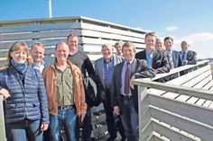 Die ostholsteiner Bürgermeister machten sich ein Bild über die dänische Seite des Fehmarnbelts: Sibylle Kiemstedt (Kreis Ostholstein), Stig Rømer Winther (Femernbelt Development), Jürgen Zuch (Amt Oldenburg-Land), Jens Reise (Großenbrode), Bernd Bruhn (Neukirchen), Patrick Jarosczinsky (Femernbelt Development), Thomas Bauer (Göhl), Jürgen Raudonus (Heringsdorf), Dr. Uwe Brinkmann (Bad Schwartau), Thomas Keller (Ratekau), Martin Voigt (Oldenburg, v. lks.).