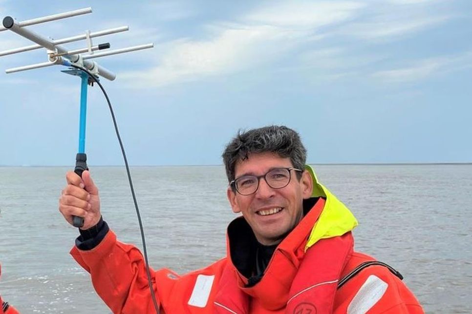 Der Meeresbiologe Dr. Joseph Schnitzler erforscht die Auswirkungen von Lärm auf Meeresbewohner.