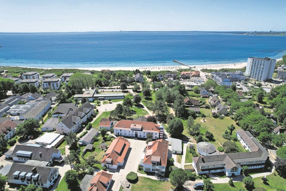 Das Kurzentrum Pelzerhaken bietet Vorsorgemaßnahmen für Eltern und Kinder sowie für alleinreisende Menschen mit Behinderungen in direkter Strandlage an der Ostsee.