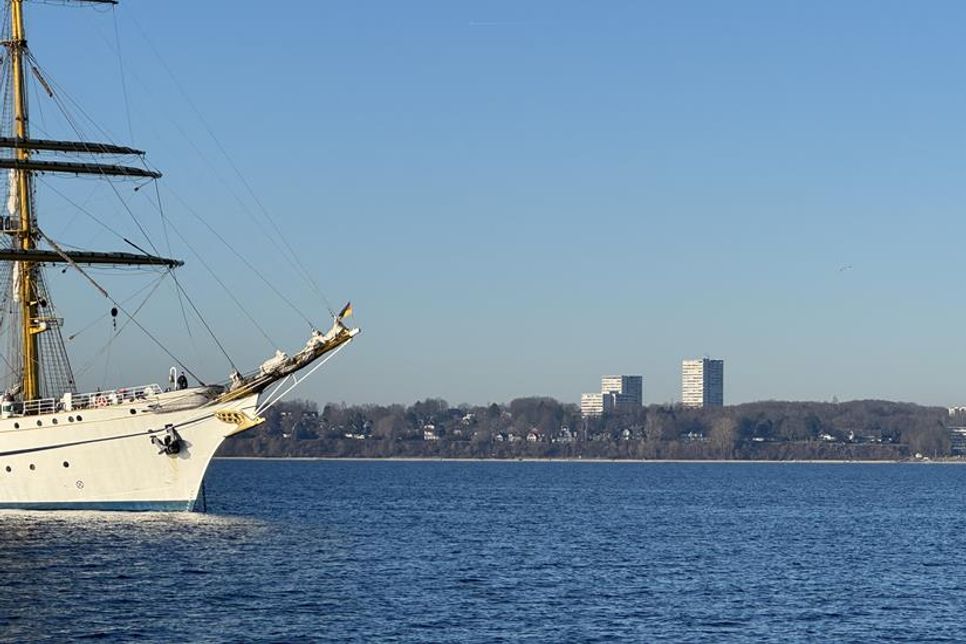 Ein schöner Anblick: Die Gorch Fock vor dem Maritim.