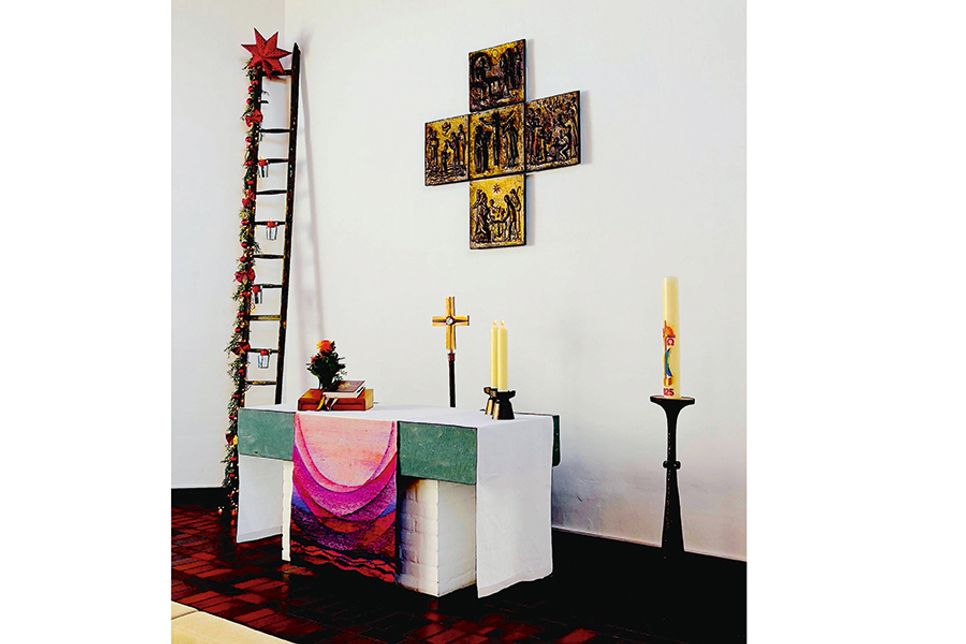 Um die Adventsleiter dreht sich der NDR-Radiogottesdienst am kommenden Sonntag.