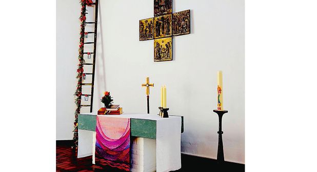 Um die Adventsleiter dreht sich der NDR-Radiogottesdienst am kommenden Sonntag.