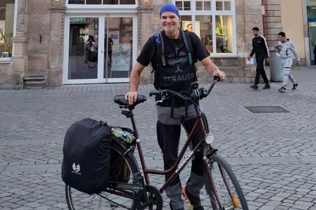 Manuel Stemmer bei einem Zwischenstopp in Celle.