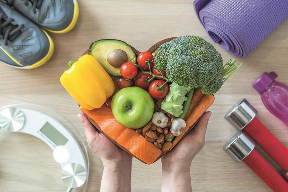 Ein gesunder Lebensstil und die Zufuhr wichtiger Mikronährstoffe können die Herzgesundheit deutlich verbessern. (Foto: Chinnapong/stock.adobe.com/akz-o)