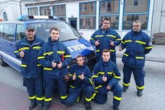 Die Helfer des THW: Christian Gedosch, Julien Brunke, Freddy Karlhoff, Justus Freese Sven Andersen, Mario Wolter.