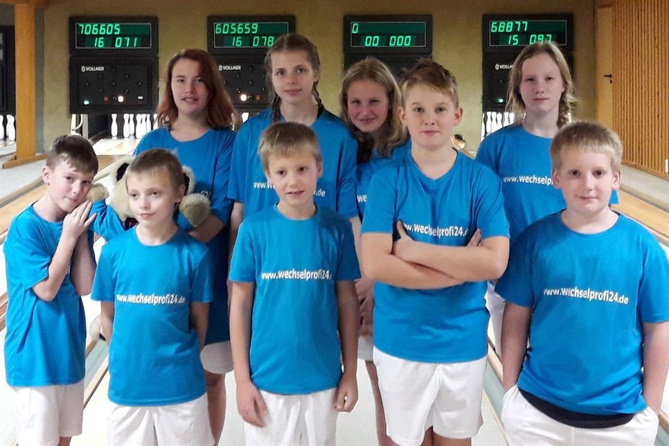 Aline Etzold, Jacqeline Doose, Katharina Stender, Josy Link, Deik Röschmann, Mike Doose, Jamie Link, Erik Holstein, Nic Link.