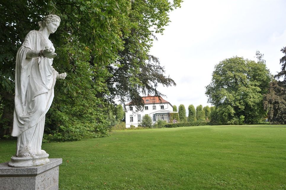 Der bezaubernde Park bietet die passende Kulisse für Hochzeitsfotos. Foto: Kiki Hammerstein.
