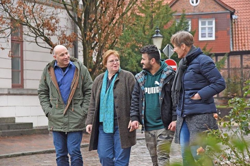 Das „Team Wohnen“ (von links) Daniel Hettwich, Jutta Burchard, Ali Hassan Ali, Kirsten Ullrich. Foto: KKOH/Heinen