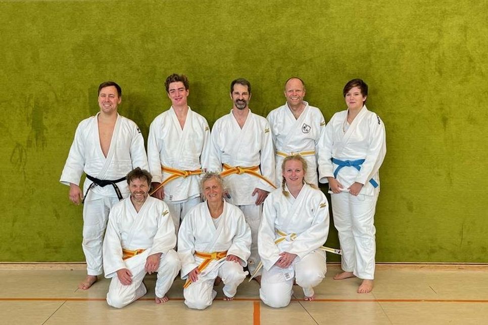 Prüflinge v. lks: Bernd Link, Leif Harms-Krohn, Irene Lawitzke, Stephan Paschereit, Maria Hamann, Jörn Faase.