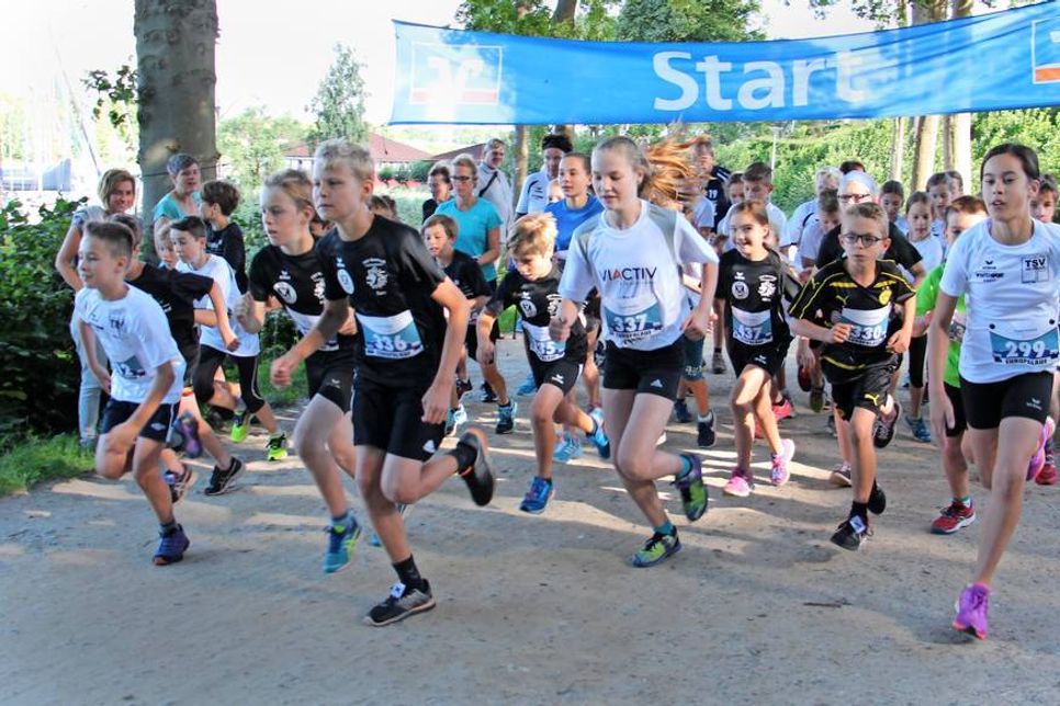 191 Läufer machten beim 7,5 Kilometer langen Jedermannlauf mit.