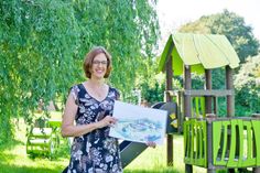 Die Vorsitzende des Fördervereins Spiel und Freizeit für Generationen Alexa Gruthoff stellte die Details des geplanten Projektes vor.