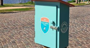 Vier abwechslungsreiche Routen, dazu neue und in inklusiver Bauweise produzierte Wanderkästen sowie ein überarbeiteter Wanderpass machen die Lübecker Bucht zum idealen Wanderziel zwischen Ostseeküste, Wäldern und weiten Landschaften. (Foto: TALB)