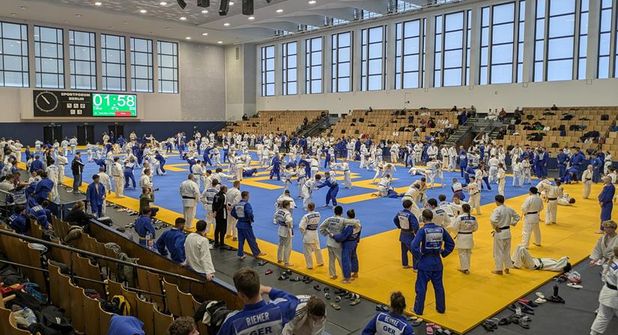 Die Judoka des PSV Berlin waren bei zahlreichen Wettbewerben wie hier im Sportforum Berlin zu Gast.