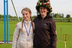 Diese beiden Königinnen regieren ab sofort in Altenkrempe: Jonna Biehl (lks.) und Sarah Schmidt.