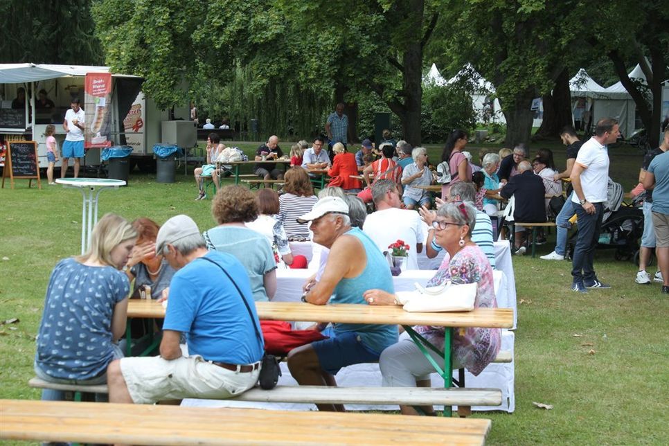 Nach einem Bummel durch den Park ließ es sich im Anschluss gemütlich bei einem Klönschnack aushalten.