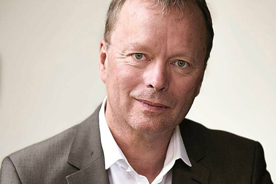 Pianist Hartmut Leistritz aus Berlin spielt die Goldbergvariationen im Rahmen der Kunstausstellung im Gutshaus.