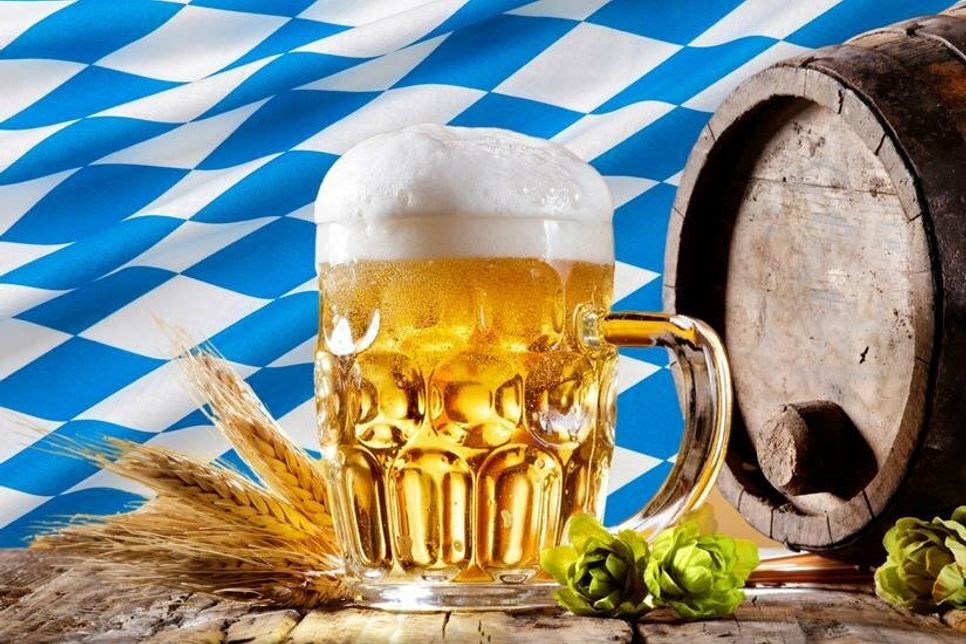 Die Bar Cosmopolitan bietet das Bierfest direkt an der Ostsee.