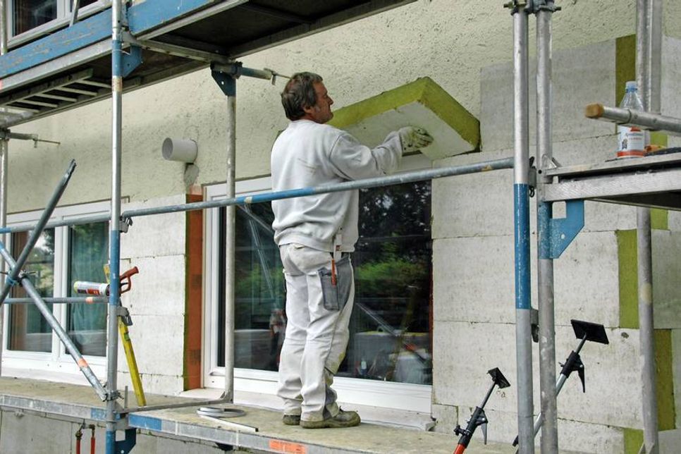 Dämmsystem und Materialien sollten stets passend zur Immobilie ausgewählt werden. (Foto: djd/FV WDVS)