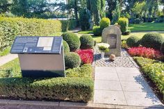 Am Antikriegstag wurde die Stele am Ratekauer Ehrengrab ...