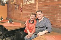 Konny und Jürgen Ahrens von der Dorfschänke Merkendorf.