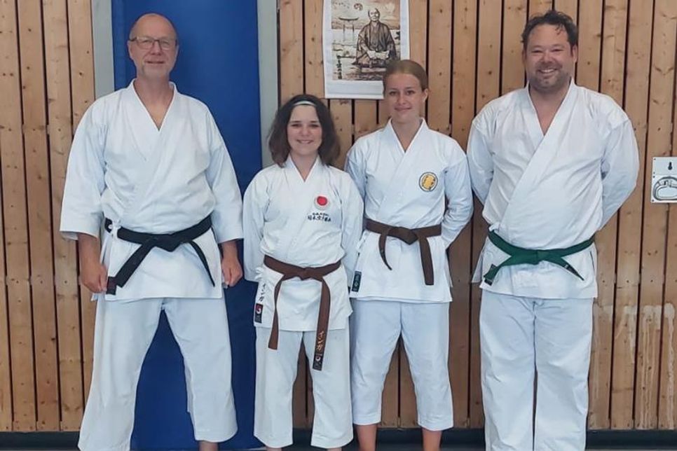 Jens Grunwald (Trainer), Inga Lotta Krämer, Pietje Schultz und Patrick Dieker (v. lks.).