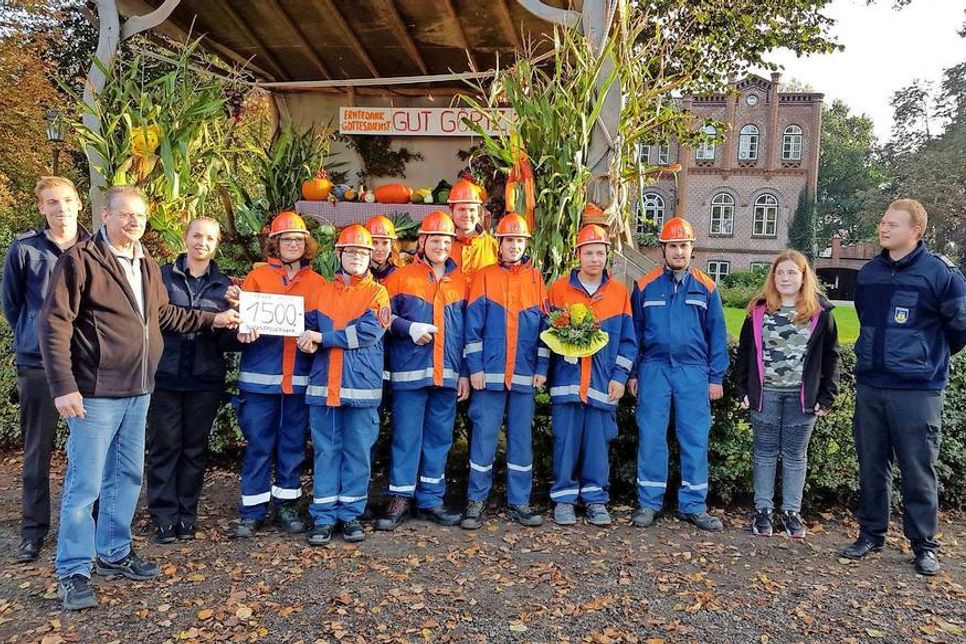 Jugendgruppe der Freiwilligen Feuerwehr Heringsdorf.