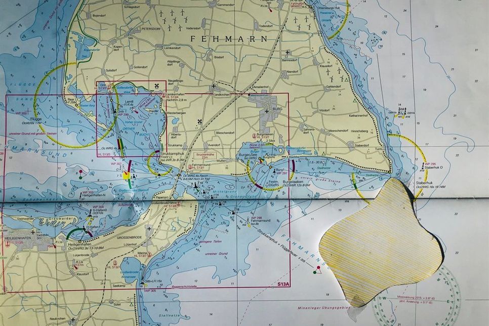 Dort könnte schon bald „Klein Fehmarn“ vertäut werden und zusätzlichen Platz für Einheimische und Gäste bieten. (Skizze: „Anchorman & Söhne“)