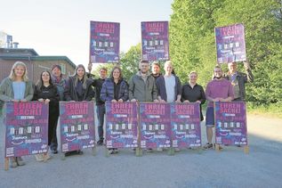 Das Orga-Team geht in den Endspurt. Die letzten Vorbereitungen für das Festival laufen auf Hochtouren.
