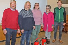 (v.l.): Hütedienstorganisator Klaus Kasper, Hausmeister Thorsten Liedtke, Küsterin Britta Thomsen, Bürgervorsteherin Susanne Knees und Pastor Andreas Gruben auf der Jahresabschlussversammlung 2024.