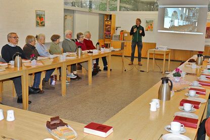 Auf der Jahresabschlussversammlung des Hütedienstteams dankte Pastor Andreas Gruben den engagierten Ehrenamtlern für ihre wichtige Tätigkeit.
