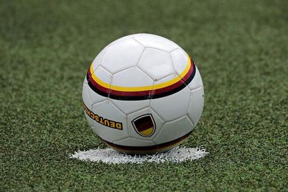 Die Stiftung Deutsche Fußballnationalmannschaft fördert neben vielen weiteren sozialen Projekten auch den Amateursport.