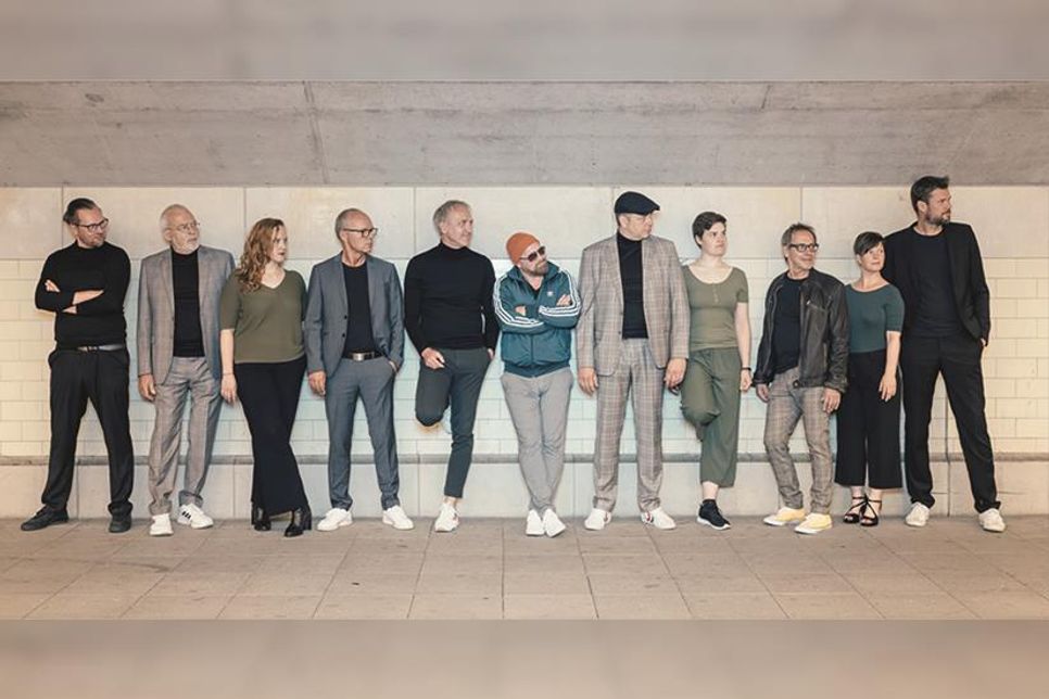 Die Band „Tiefblau“ tritt am Freitagabend beim Haffkruger Dorffest auf.