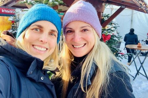 Die letzte Folge im Jahr 2023 wie immer von und mit den Ostsee-Perlen Kristina Kolbe (lks.) und Gesche Muchow.