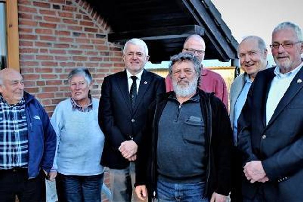 Manfred Srock, Gisela Stollenwerk, Berthold Piechatzek, Roland Dörrmann, Thorsten Schulz, Joachim Dubmin, Otto Stoehr (v. lks.).