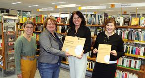 Gemeindebücherei Stockelsdorf als „Qualifizierte Bibliothek zwischen den Meeren“ ausgezeichnet