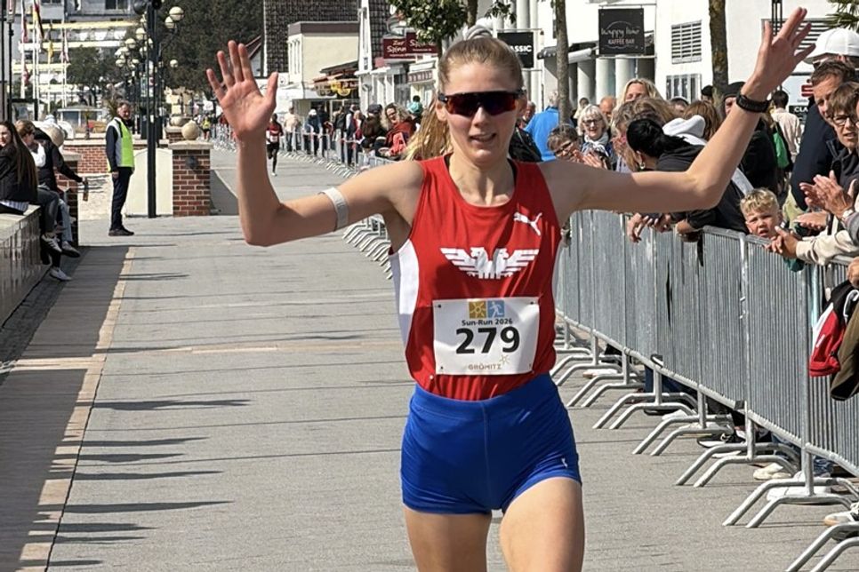 Bei den Damen überwand Fenna Froehlich die Distanz von 10 Kilometern als schnellste. Sie brauchte 35:46 Minuten.