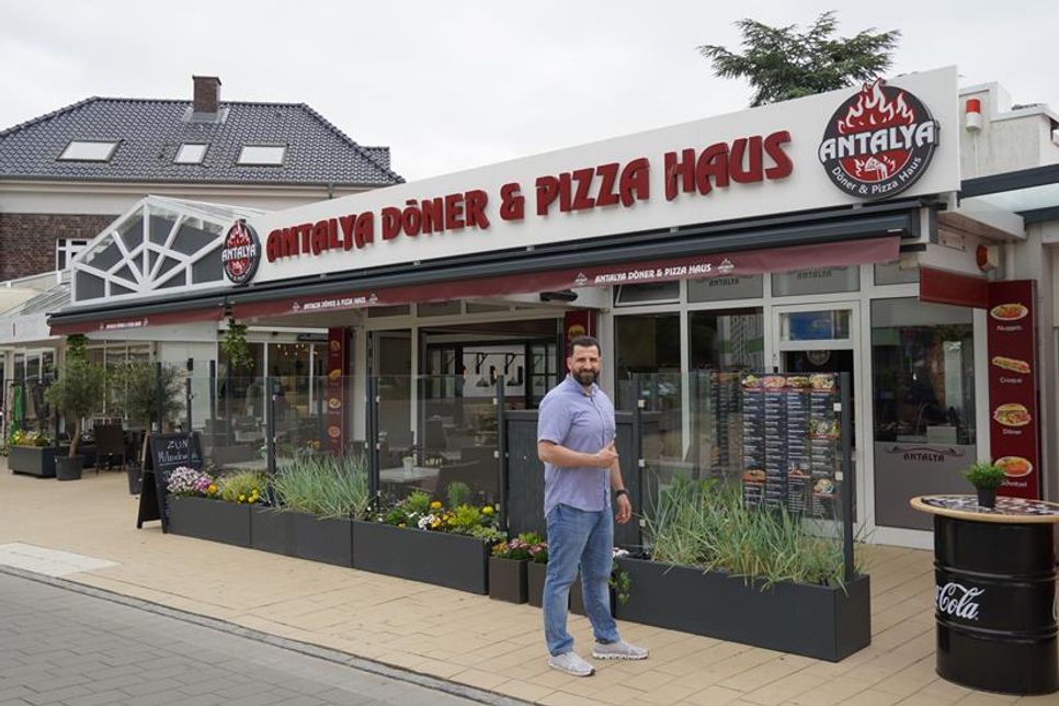 Bei Inhaber Ufuk Ilgen stehen die Gäste mit ihren Wünschen immer im Mittelpunkt. Ein Anbau sorgt für mehr Platz und Komfort.