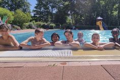 Zum Ende des Schuljahres ging es für die Schülerinnen und Schüler ins Waldschwimmbad Lensahn.