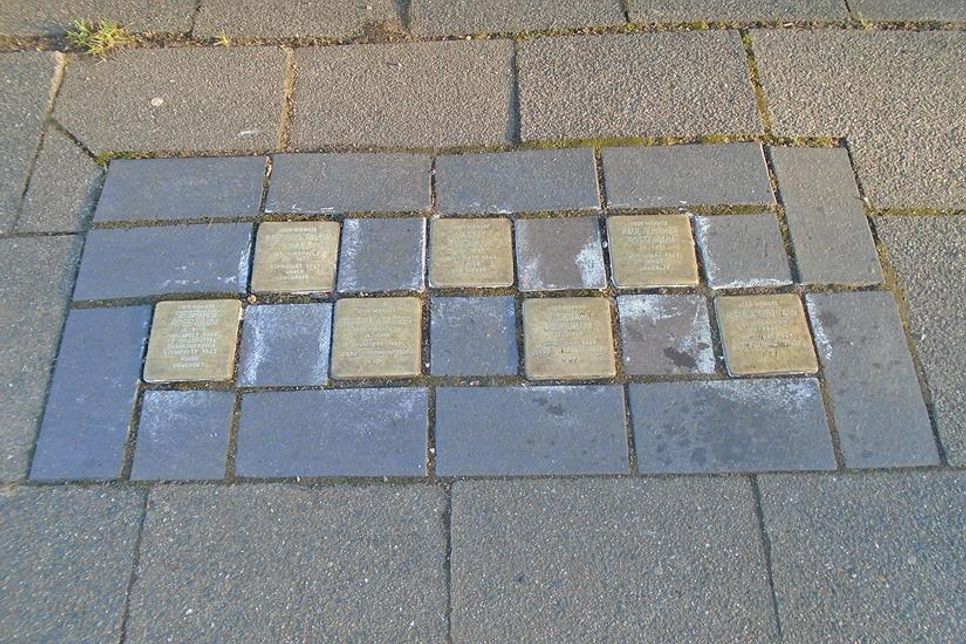 Stolpersteine für die Familie Rosenblum.