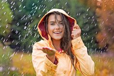 Bewegung an der frischen Luft tut bei (fast) jedem Wetter gut. Foto: djd/ascopharm/thx.