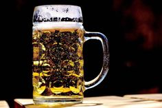 Das Oktoberfest endete für den 87-Jährigen schmerzhaft.