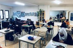 Die Unterstützung der Kinder bei der Bewältigung der schulischen Aufgaben, zusätzliche sprachliche Förderung der DAZ-Kinder, spezifische Nachhilfe in den Fächern wo Nachholbedarf herrscht sind wichtige Bestandteile im interkulturellem Bildungs- und Begegnungszentrum des Kinderschutzbundes Kreisverband Ostholstein.