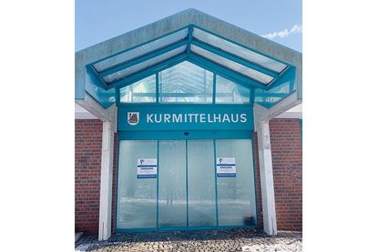 An drei Vormittagen in der Woche werden jetzt Corona-Schnelltests im Kurmittelhaus in Timmendorfer Strand durchgeführt.